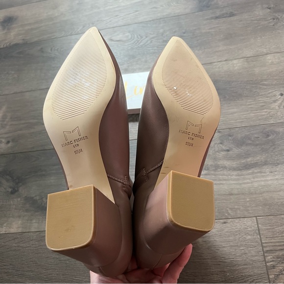 Marc Fisher Jina Heeled Pointy Toe Bootie - Picture 7 of 9